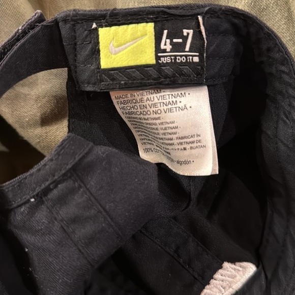 Nike Toddler Youth  Baseball Hat sz 4-7 (TW 1) - Picture 3 of 4